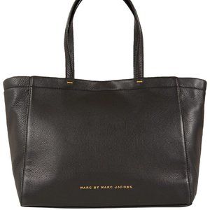 Marc By Marc Jacobs black leather purse, tote EUC